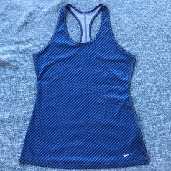 Nike Tops - Nike Razorback athletic tank